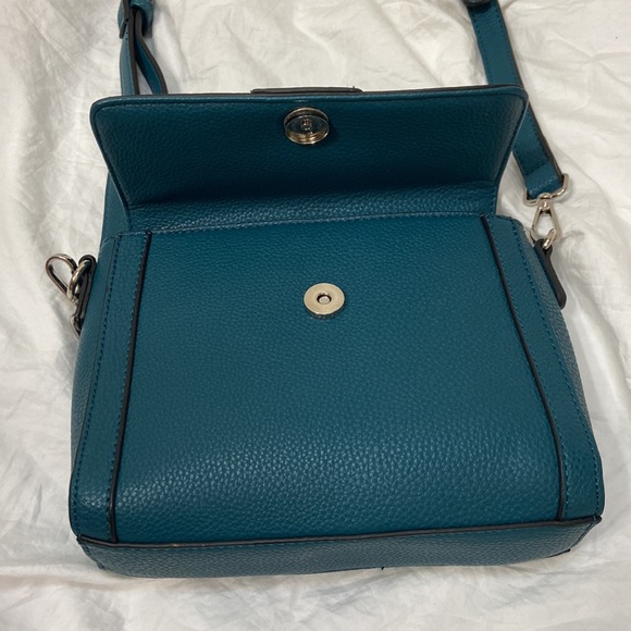 Women’s JM Collection teal crossbody purse. One size. - Picture 8 of 13